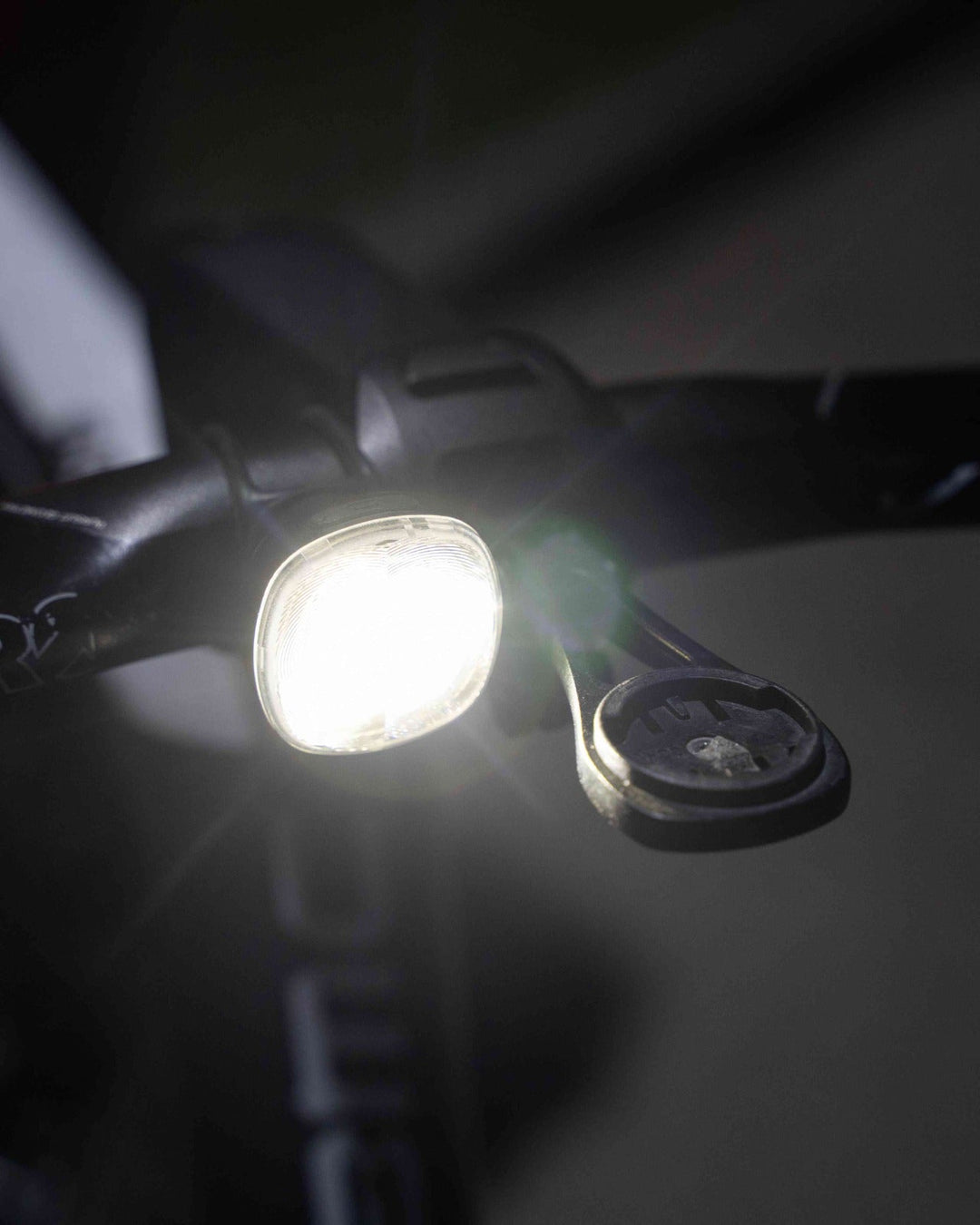 Craft Cadence Light Buds | Ladeetui | Magnethalterungen | CROWD FUND 25 % RABATT