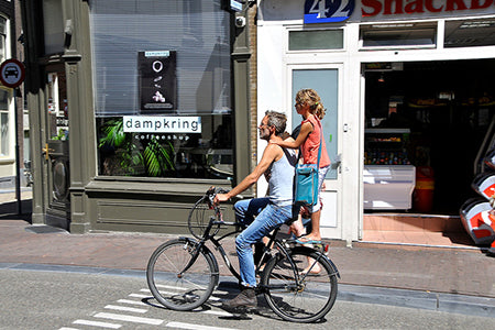 Differences between Amsterdam and London cycling culture