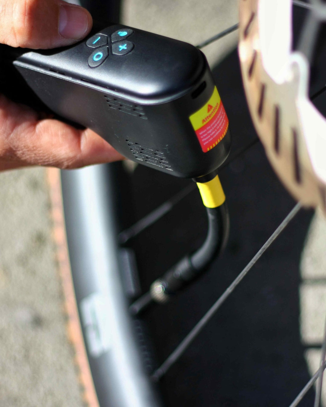 Craft Cadence Electric Minipump Max | Preset PSI For 4 Wheels | Auto Heat Dissipation | Pre-order 25% Off