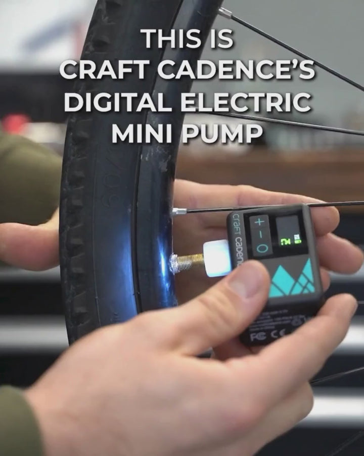 Mini-pompe électrique Craft Cadence | Jauge numérique PSI | 108 grammes |